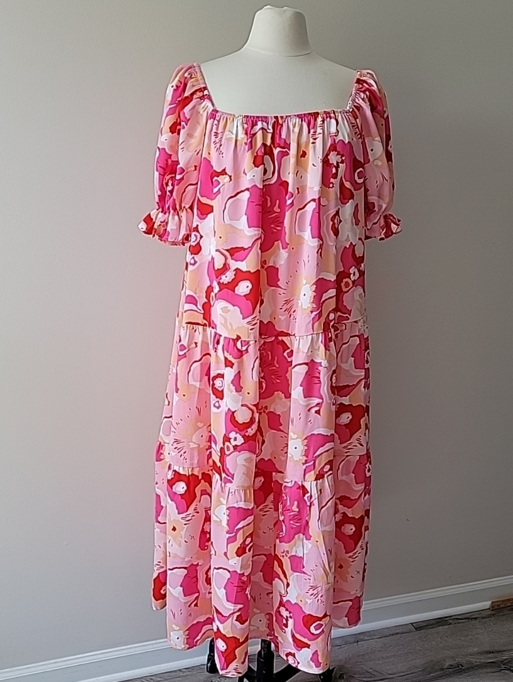 She+Sky ruffled sleeve floral midi dress pink-red abstract floral prin Sz M NWT